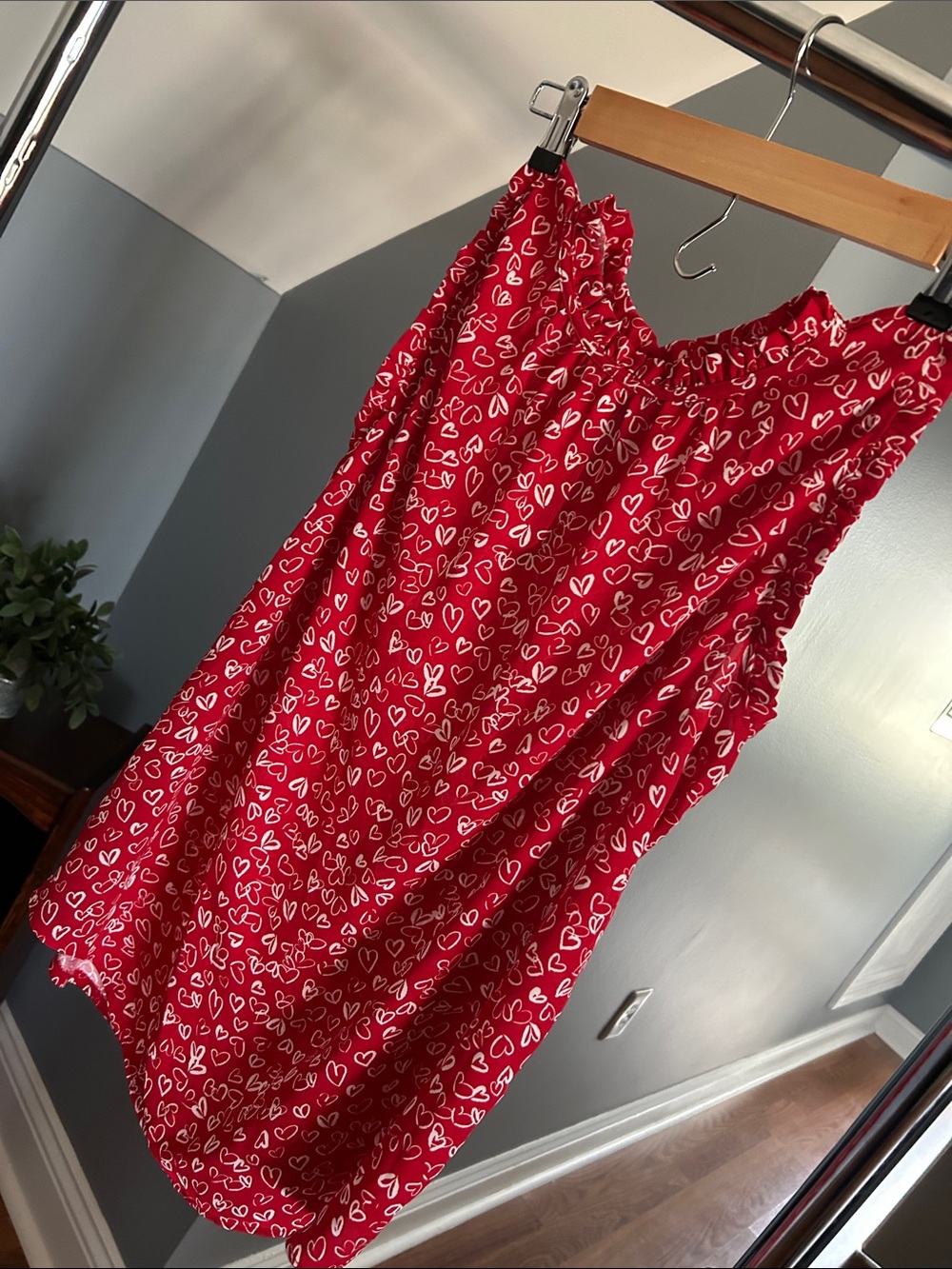 Red Heart Print Top- Loft- small